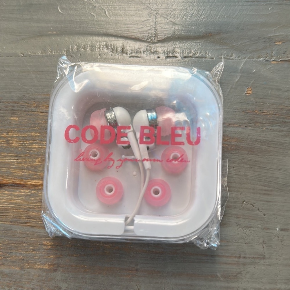 Earbuds
